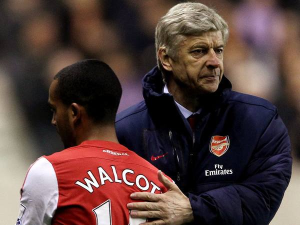 Wenger: Atmosphere at the Emirates is making Arsenal players nervous