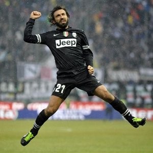 Juve lead under threat from Napoli, Lazio