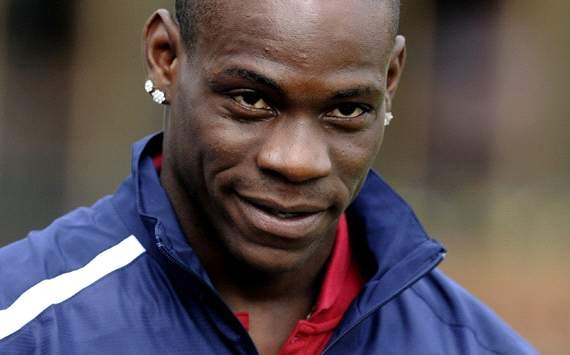 Balotelli can be Italy's racism cure, says Riva