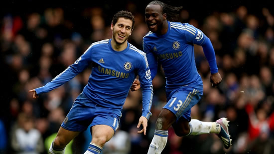 Benitez relishes Chelsea's hectic trophy hunt