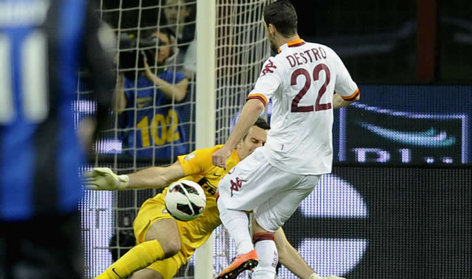 Roma set up derby final after downing Inter