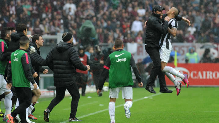 Scudetto beckons as Juventus down Torino