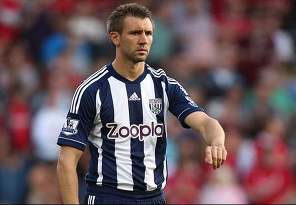 McAuley signs new West Brom deal