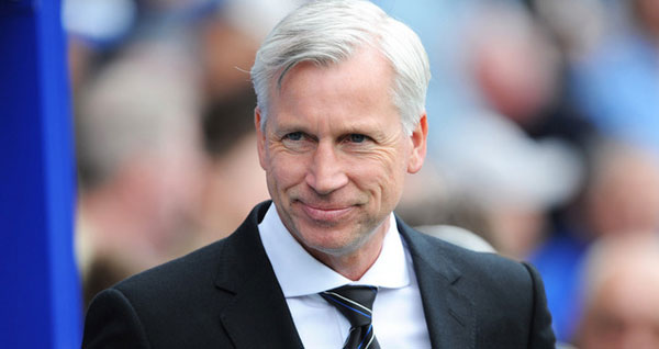 Alan Pardew confident he will still be Newcastle manager next season