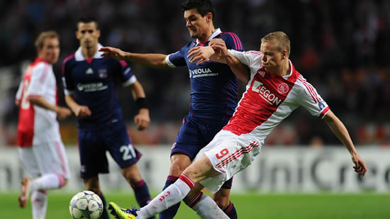 Wenger confirms interest in Lyon's Grenier