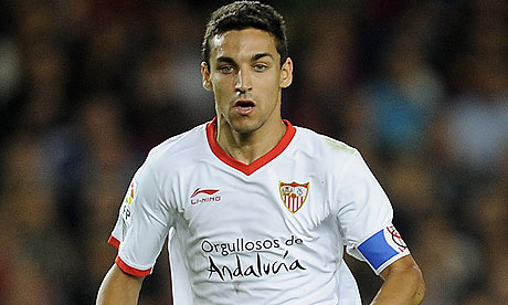 Jesús Navas completes £14.9m move to Manchester City from Sevilla