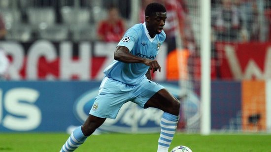 Fowler backs Kolo Toure to fill Carragher void