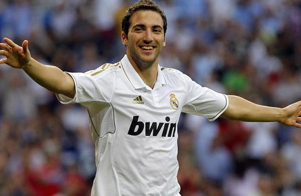 Dad is the way for Gun-zalo Higuain