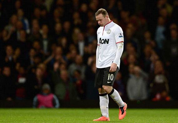 Rooney would fit well with Barcelona, says Pique