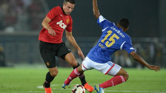 Jones calm despite Man United form