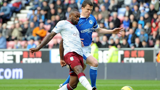 Fulham make second bid for Bent