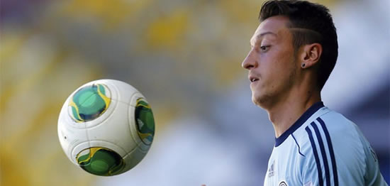 The curious case of Özil and Wenger's phone call