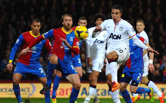 Crystal Palace 0-2 Manchester United: Van Persie & Rooney get visitors back to winning ways