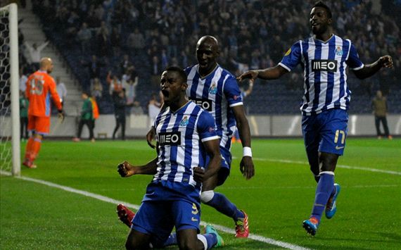 Porto 1-0 Napoli: Martinez secures slender first-leg lead