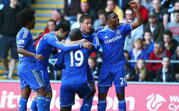 Swansea City 0-1 Chelsea: Ba delivers again as Blues keep pace with Liverpool