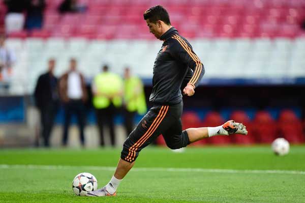 Injury doubts cloud Atletico, Real Champions League preparations