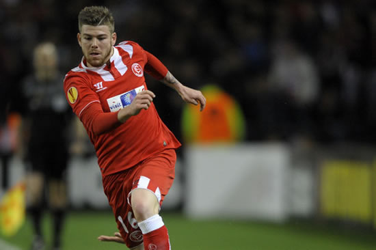 Liverpool bid £16m for Sevilla ace Alberto Moreno