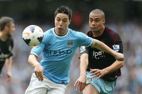 Manchester City's Samir Nasri set extend his stay at the Etihad
