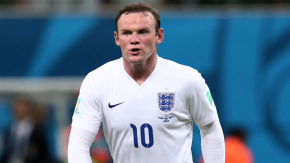Pele warns England not to place too much responsibility on Wayne Rooney