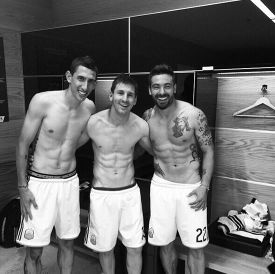 Argentina trio Messi, Di Maria and Lavezzi post celebratory selfies after Switzerland win
