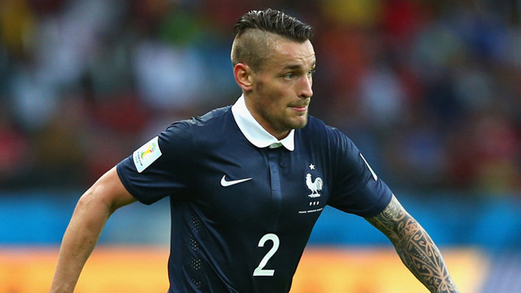 Transfer news: Arsenal in contact with Newcastle over Mathieu Debuchy
