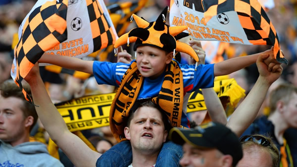 Hull land record sponsorship deal