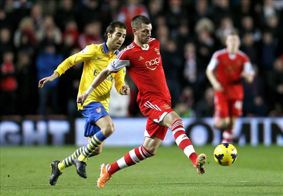 Arsenal open talks over Schneiderlin move