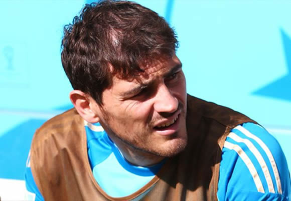 Casillas convinced to stay at Real Madrid by Hierro