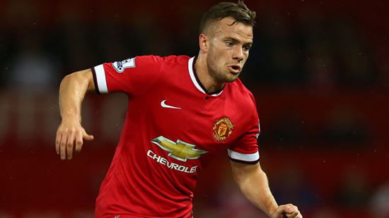 Tom Cleverley joins Aston Villa on season-long loan from Manchester United