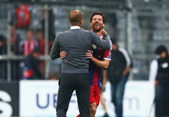 Alonso: Guardiola was desperate to sign me - that's why I ditched Real Madrid