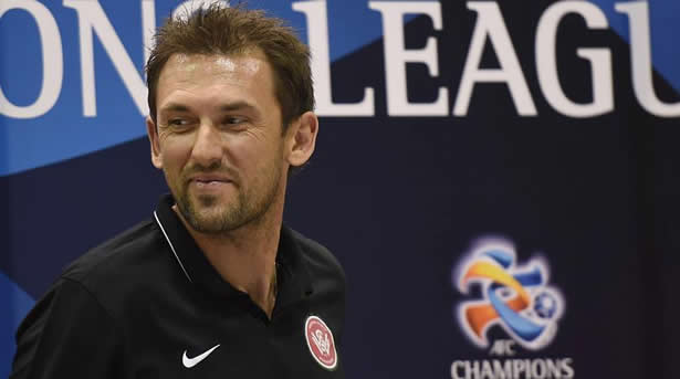 Coach award is for Wanderers, says Popovic