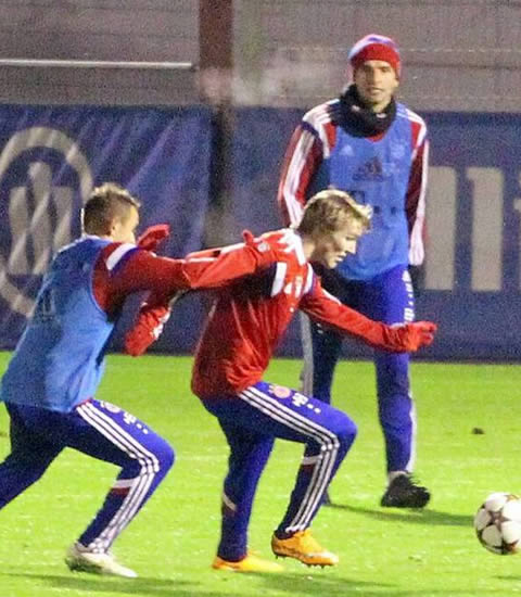 Liverpool target Martin Odegaard trains with Bayern Munich ahead of possible move