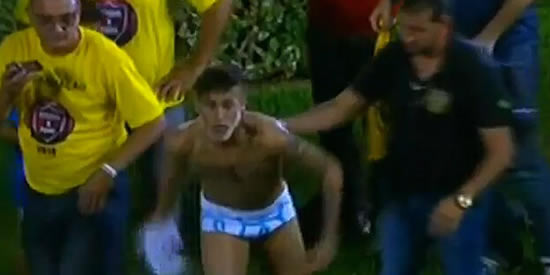 Neymar strips down for the fans