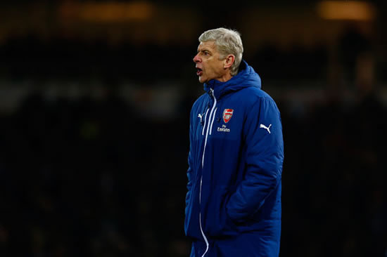 Arsenal boss Arsene Wenger believes all divers should be banned