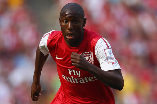 Arsenal cinfirm departure of striker