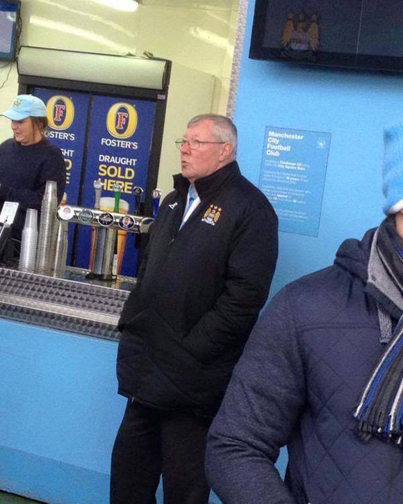Manchester City fan is a Dead Ringer for….legendary United manager Sir Alex Ferguson!