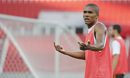 Chelsea consider £20m bid for Douglas Costa of Shakhtar Donetsk