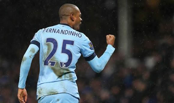 Fernandinho issues warning to Chelsea – We've got our confidence back
