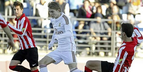 Pros and cons in Odegaard's competitive debut