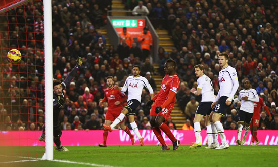 Liverpool 3 : 2 Tottenham Hotspur - Balotelli breaks duck to earn win