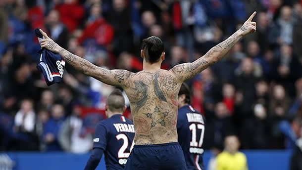 Football star gets new famine tattoos