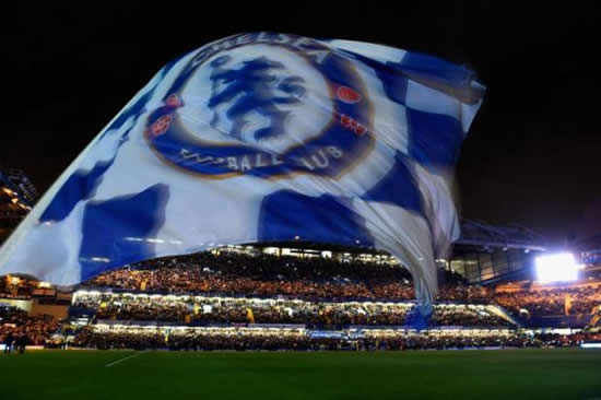 Chelsea supporter defends Paris Metro racism incident