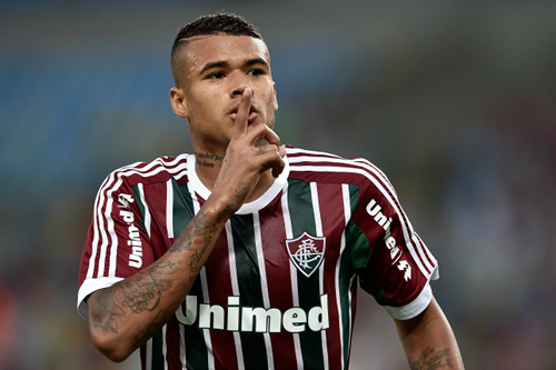Manchester United 'make £5.7m transfer bid for wonderkid Kenedy'