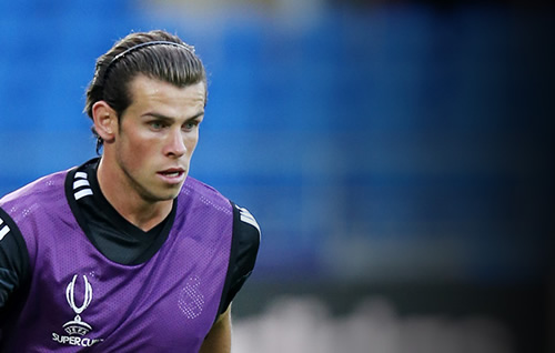 £85.6m Real Madrid star urged to snub Man United move