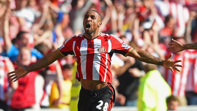 Defoe stunner wins derby
