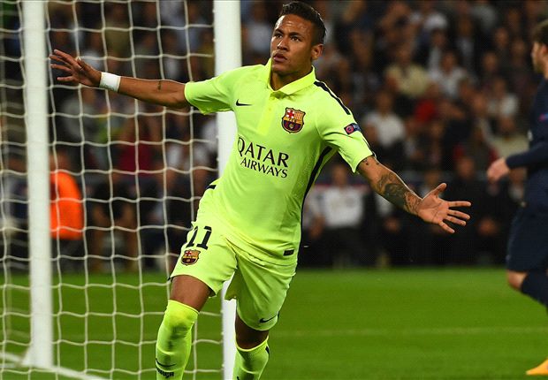 Paris Saint-Germain 1-3 Barcelona: Suarez and Neymar give visitors the advantage