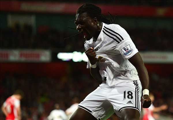 Arsenal 0-1 Swansea City: Late Gomis header stuns Gunners