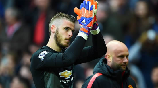Louis Van Gaal: I can't persuade De Gea to stay at Manchester United