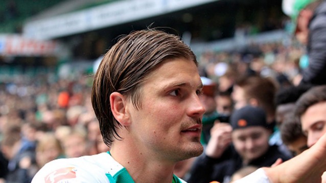 Watford sign free-agent Prodl
