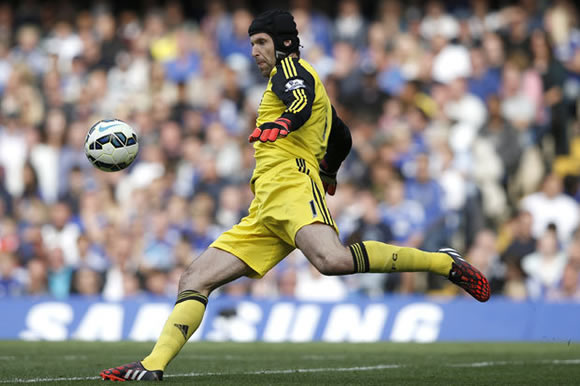 Chelsea to sell Petr Cech to Arsenal with Rob Green SHOCK replacement